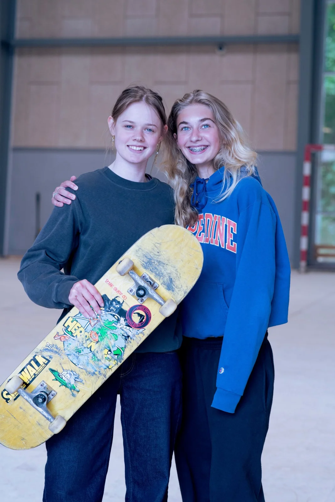 To elever med skateboard på Billeshave